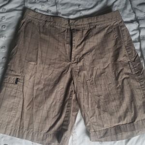 Greg Norman 5 iron Golf shorts